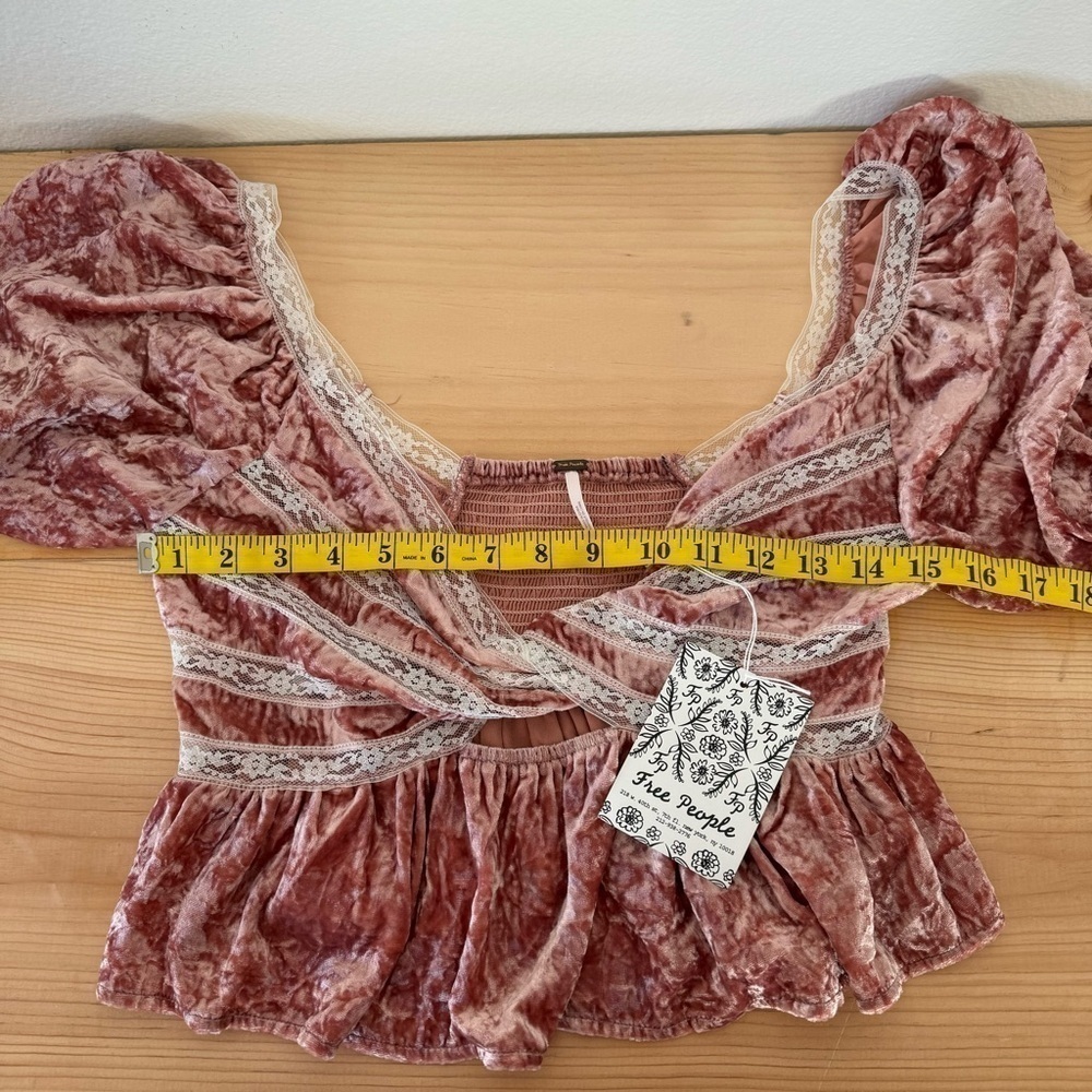 Free People Yours Truly Mauve Pink Velvet Lace Top Blouse XS - Picture 13 of 17